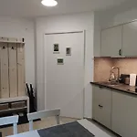 Kosbor Vendeghaz Apartament *