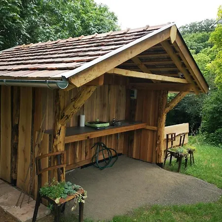 Kosbor Vendeghaz Appartement