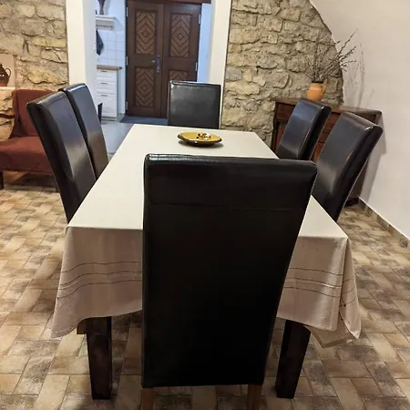 Kosbor Vendeghaz