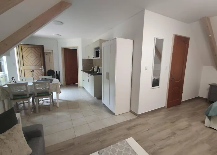 Apartament Kosbor Vendeghaz *