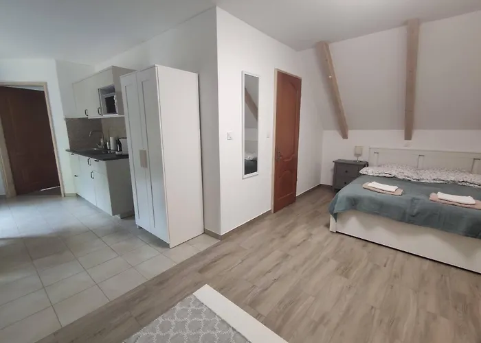 Apartament Kosbor Vendeghaz Monoszlo