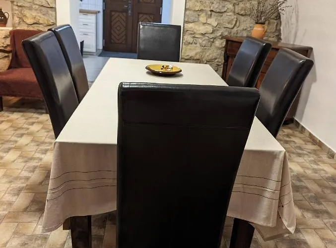 Kosbor Vendeghaz