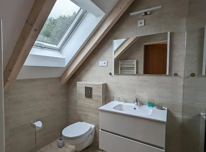 Kosbor Vendeghaz Apartament *